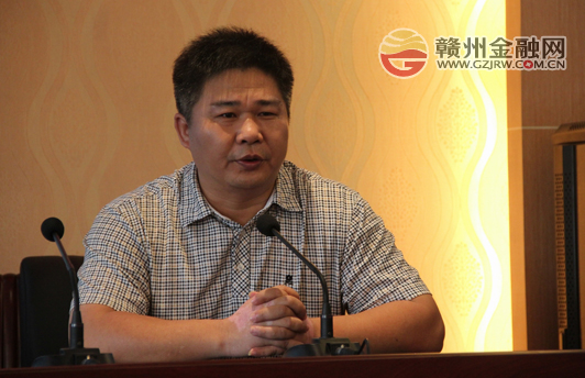 筑牢案防根基 石城农信社举办预防职务犯罪讲座