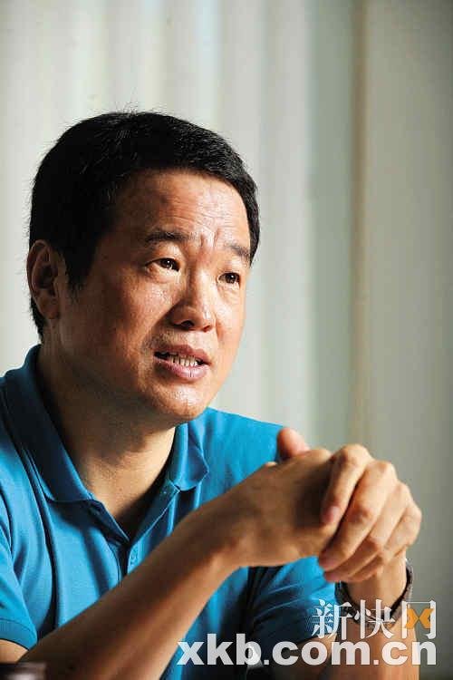黄怒波：购冰岛土地尚有转机