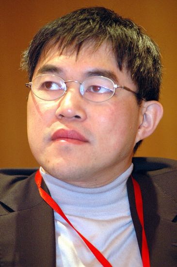 霍英东家族爆发遗产争夺案