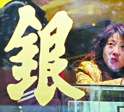 白银暴涨之后迎来暴跌 过热行情不宜参与