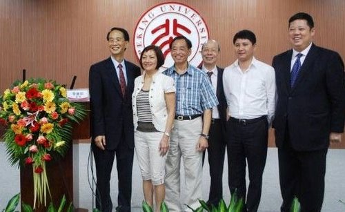 香港资深金融学家李德明纵谈通胀下的理财之道