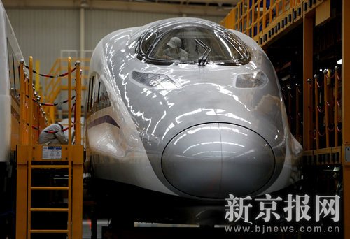 京沪高铁380A揭秘：最多载客1066人（组图）