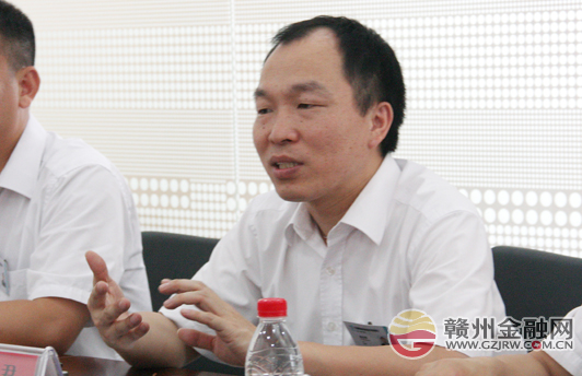 南昌人行货币信贷处处长罗志东一行莅临赣州调研指导