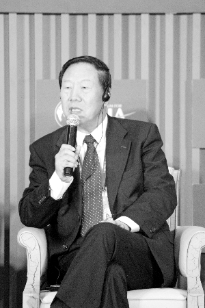 戴相龙：社保基金入市比例最高可达40%